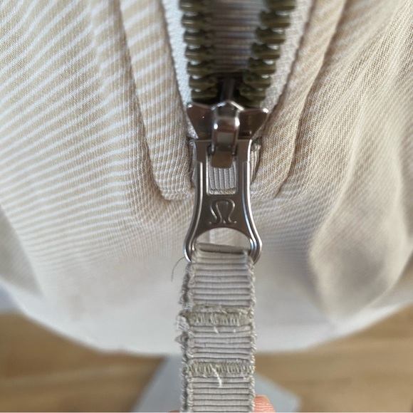 LULULEMON STRIPPED HOODED DOUBLE ZIP JACKET - Picture 10 of 11